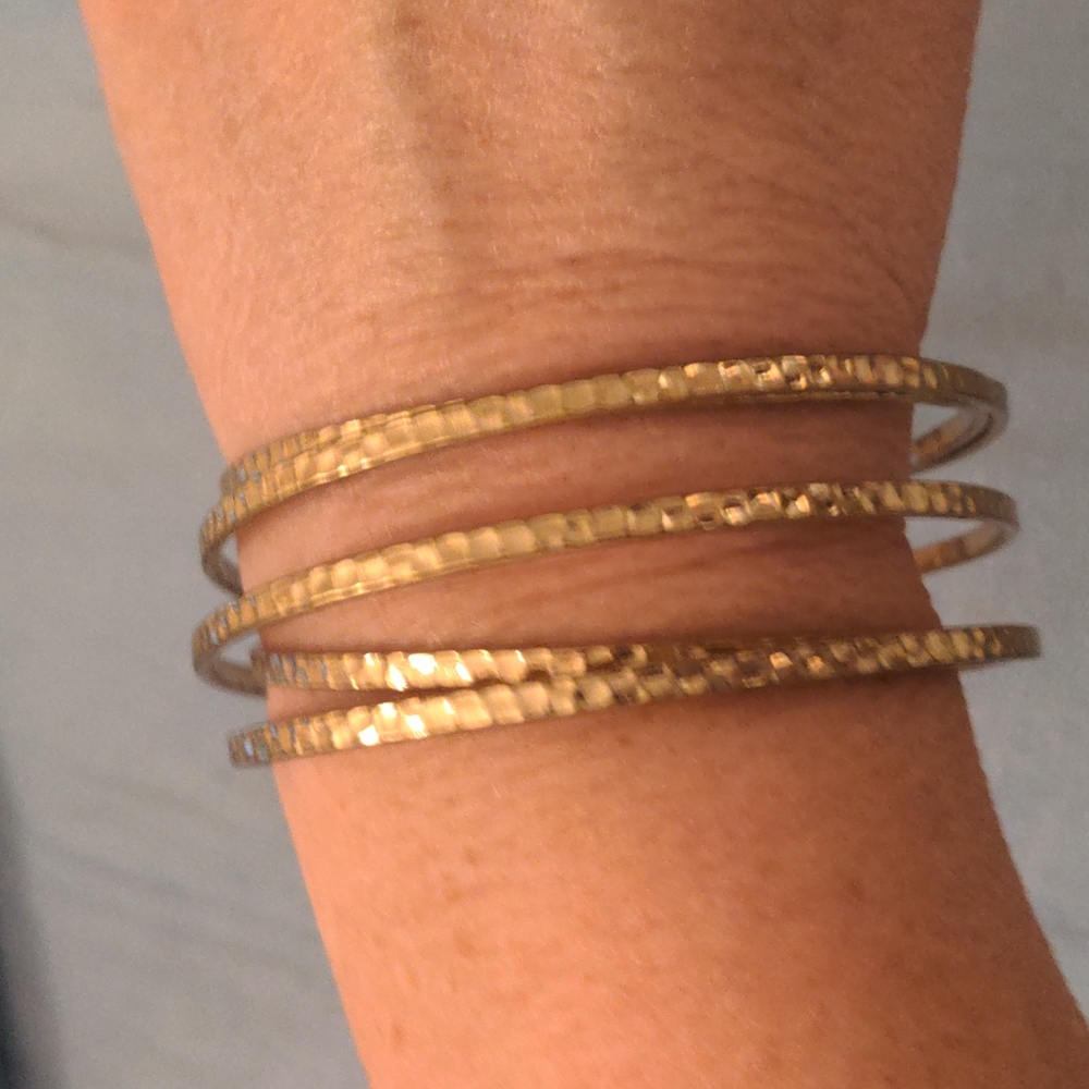 Premier Designs Bangle Bracelet